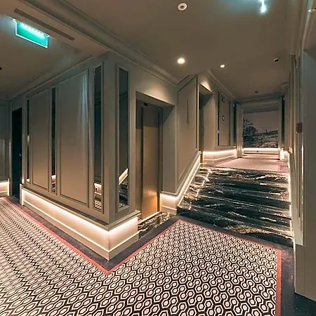 Ga Palace & Spa, A Xixth-century 5*